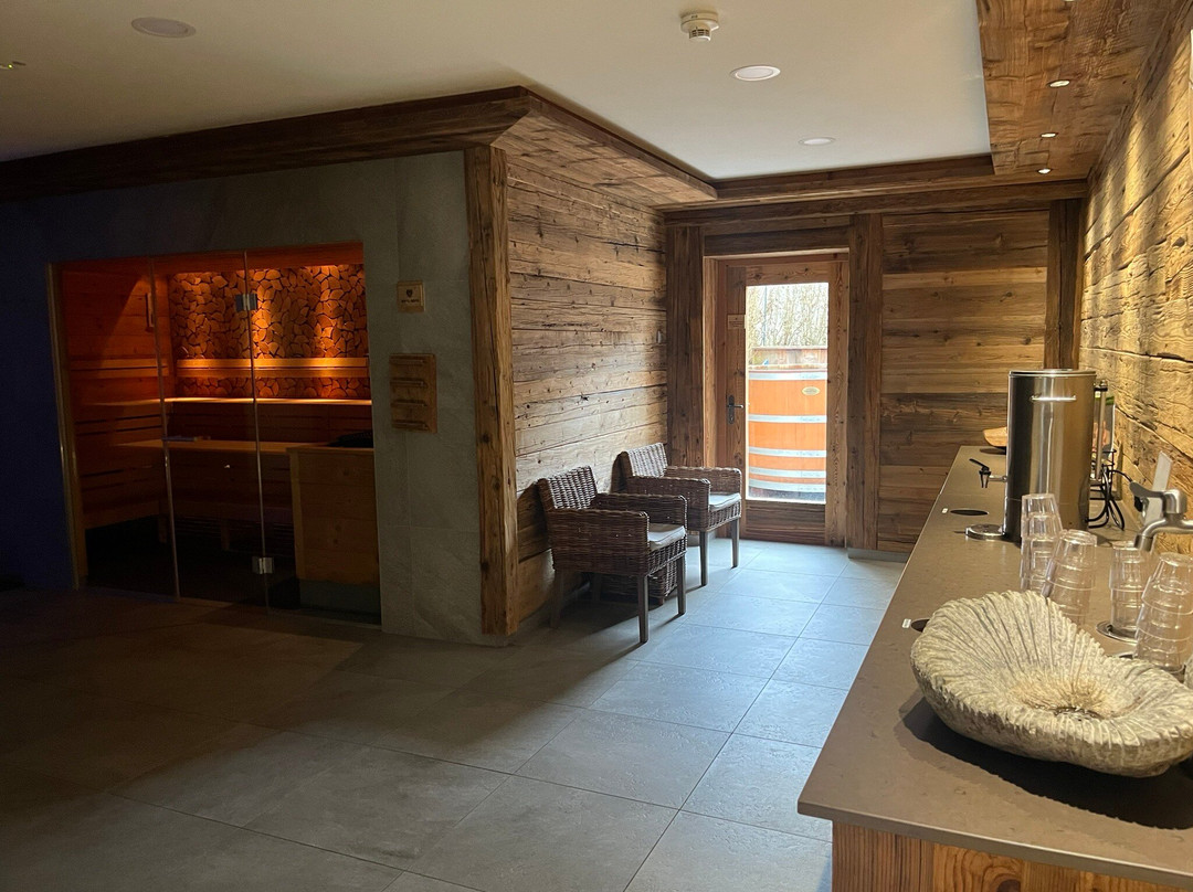 Adler Häusern Gourmet & Spa主图