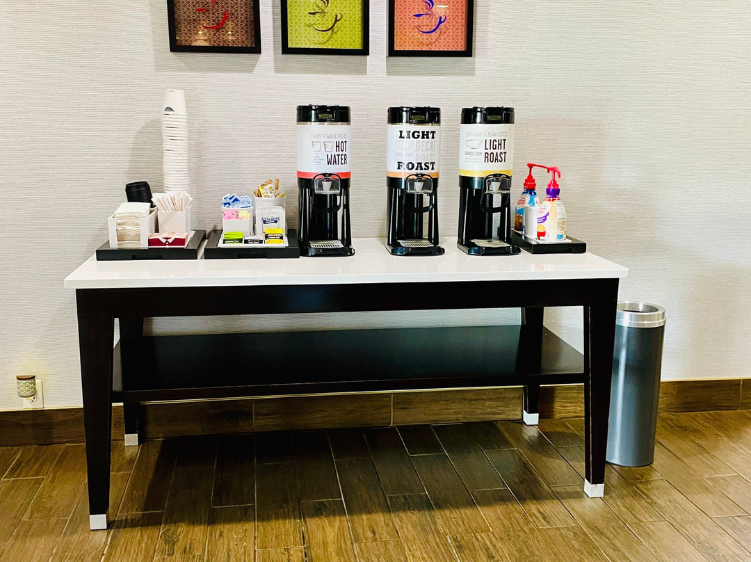 Hampton Inn Carrollton主图