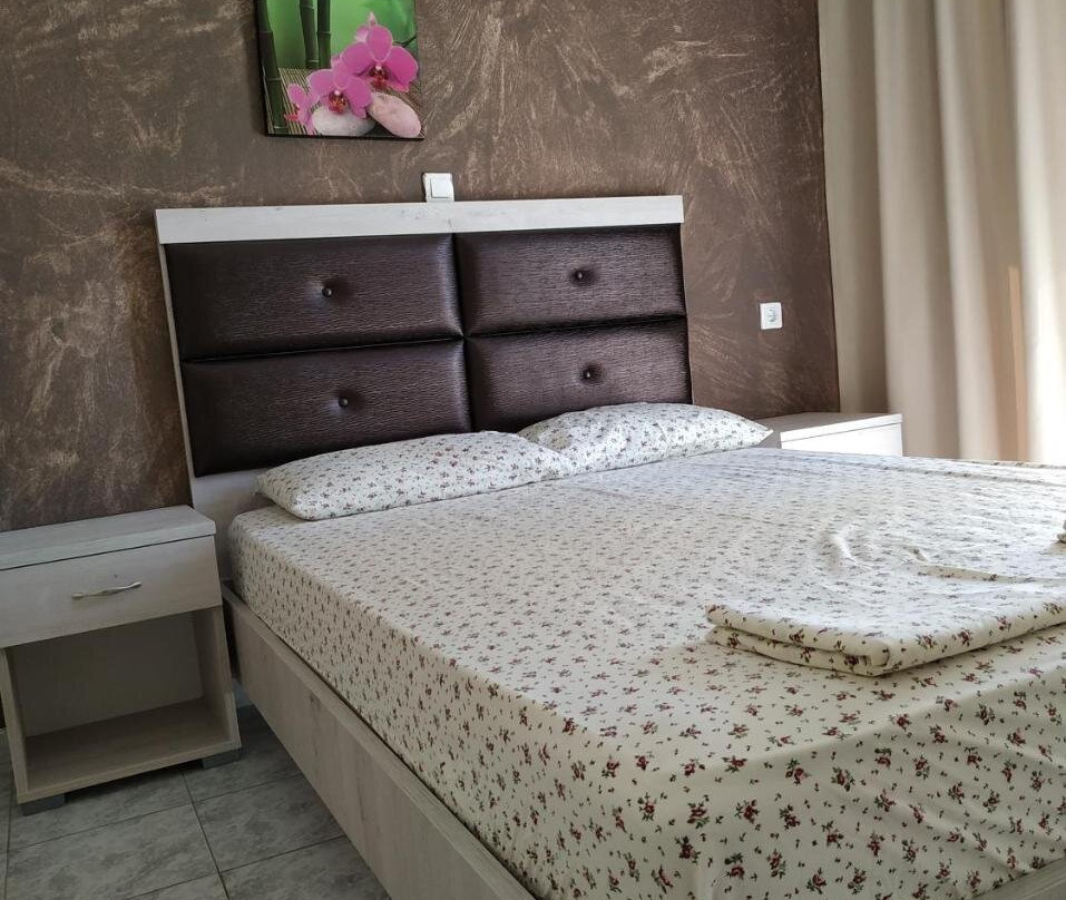 Lazaros Apartments