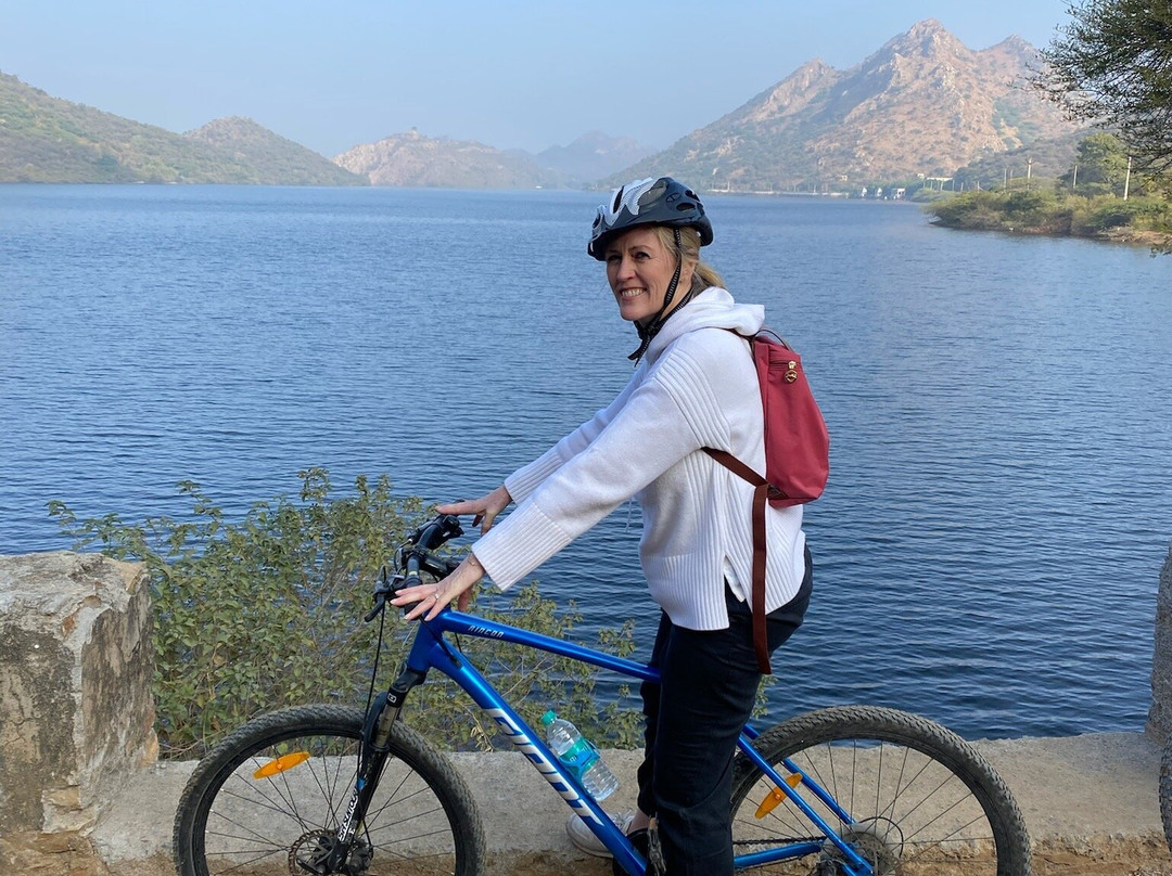 Lets Trip Cycle Tours景点图片