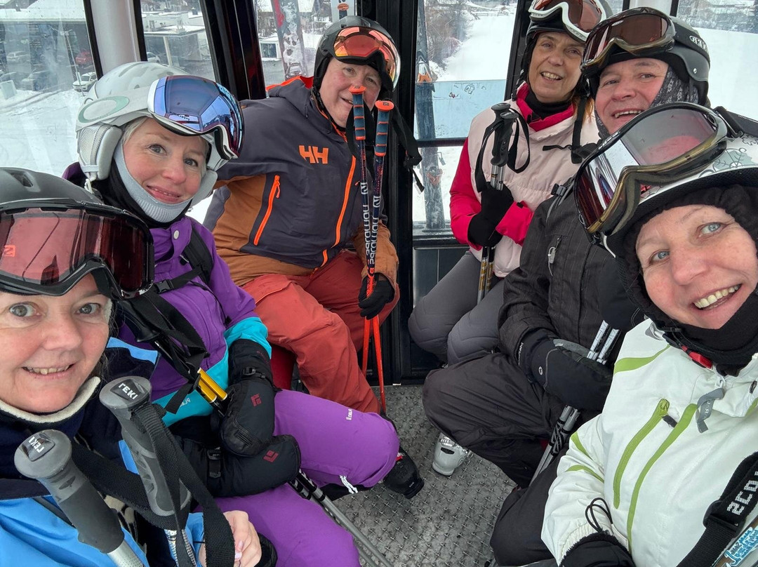 Skischule Snowboard Soell Hochsoell-Soll必去景点