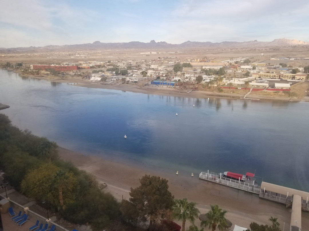 劳克林哈拉斯赌场酒店主图