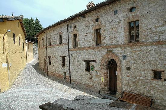 Palazzo Simonelli主图