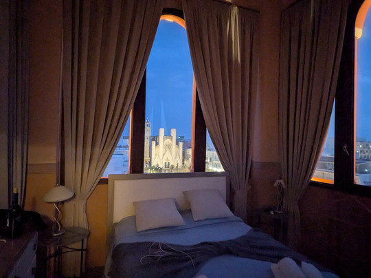 Palazzo Vallebona主图