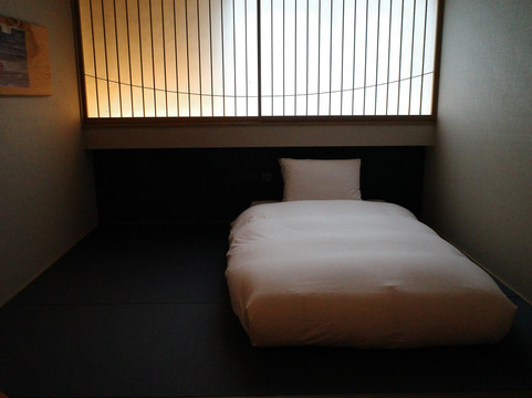 高山伍德酒店主图