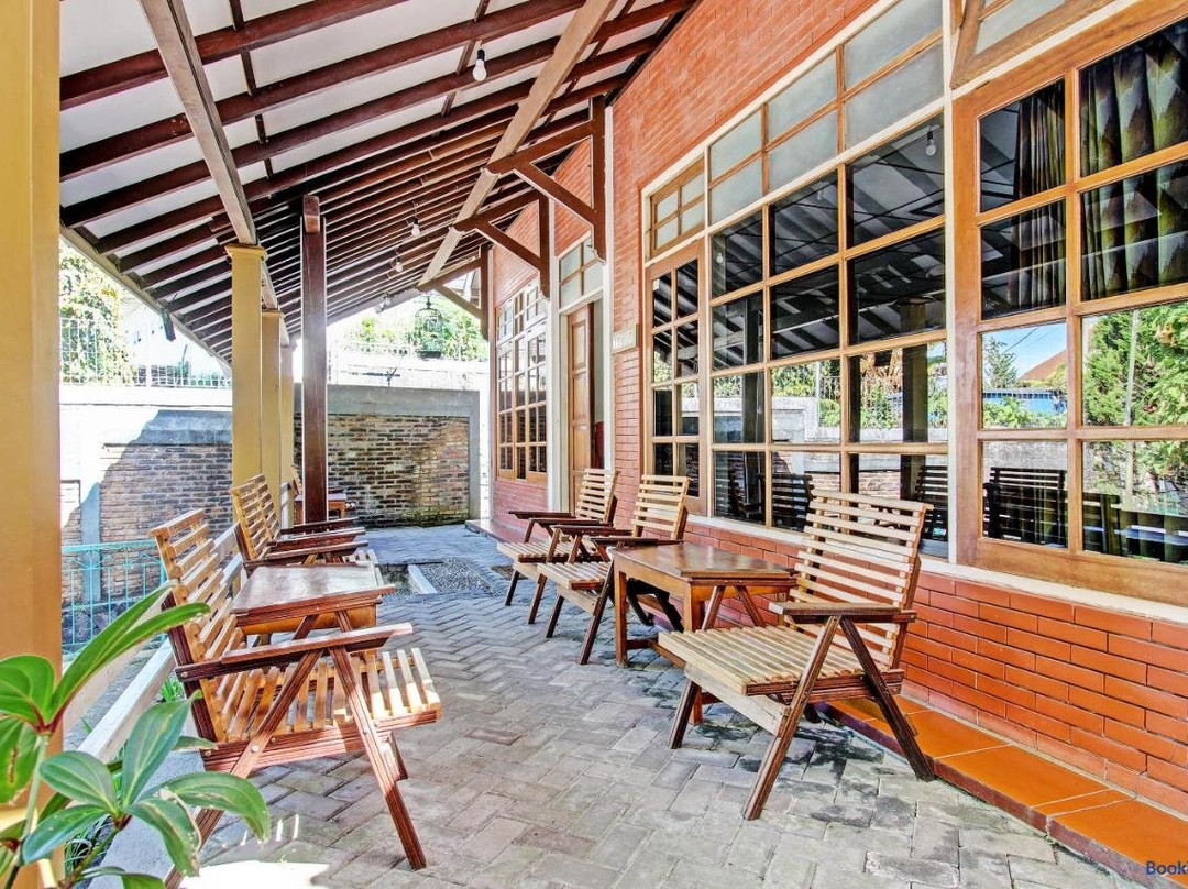 OYO 92885 Satriafi 2 Hotel