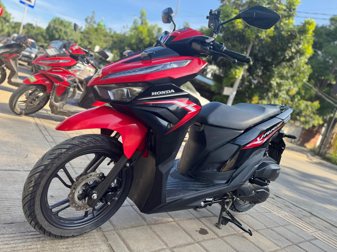 Tora Rental Scooter Kuta Lombok景点图片