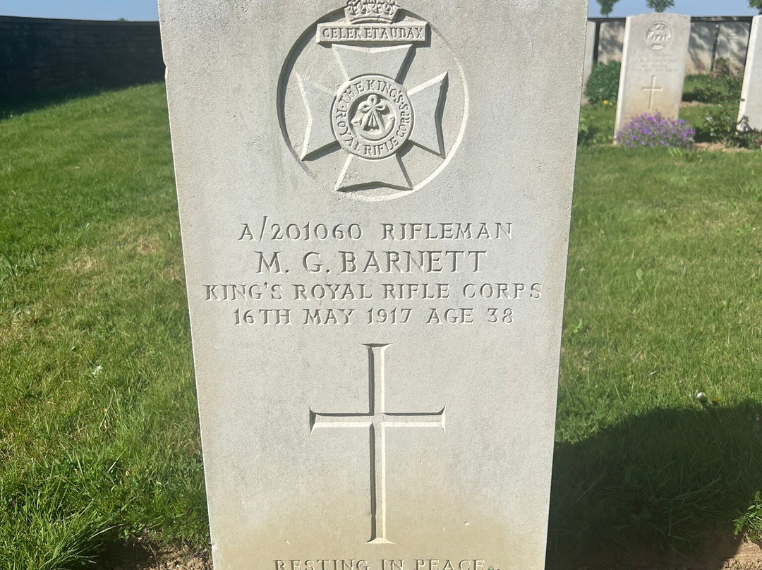 Warlincourt Halte British War Cemetery-Saulty必去景点