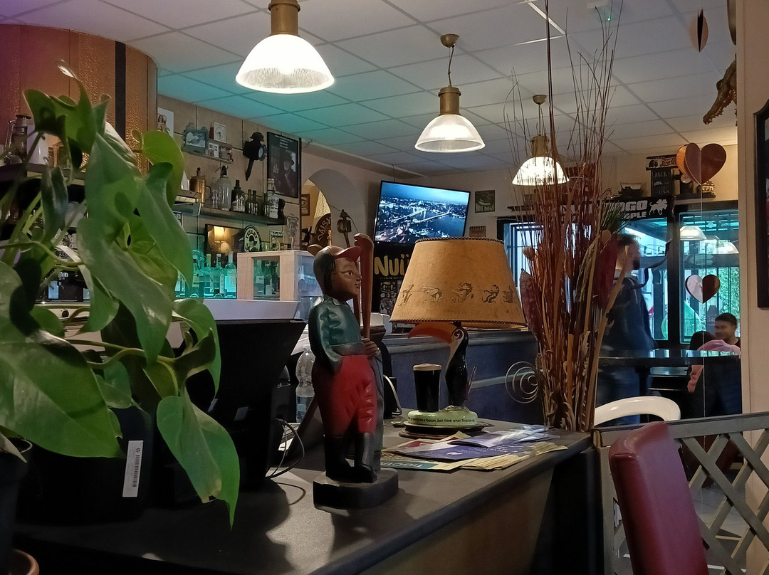 The Old Yankee's Pub And Grill主图