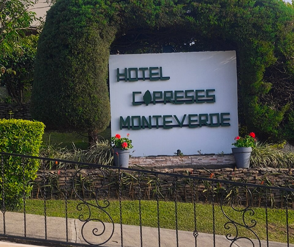 Hotel Cipreses Monteverde主图