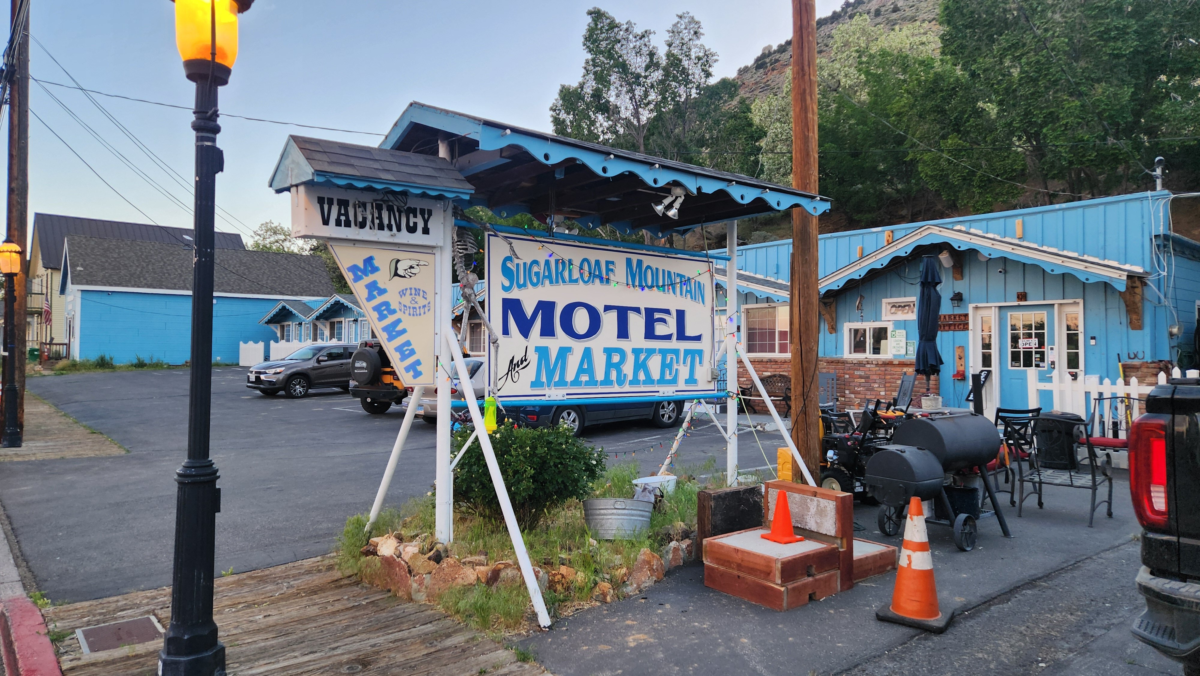 Sugarloaf Mountain Motel-官方