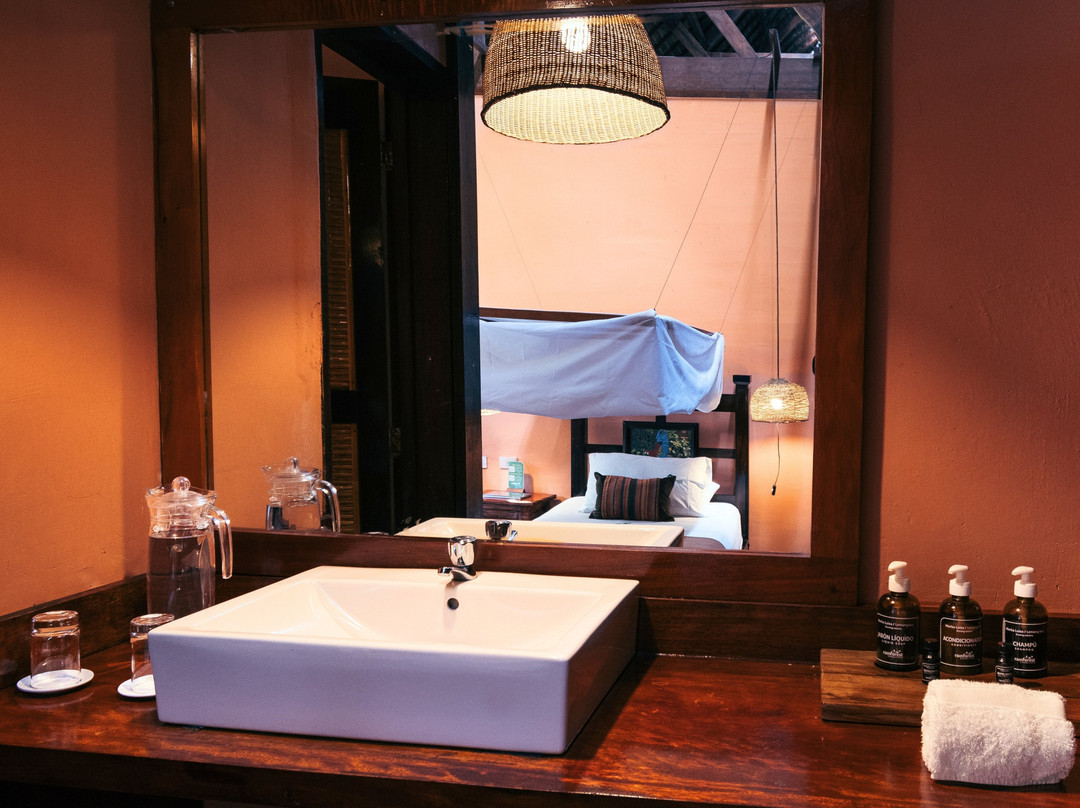 塔博帕塔研究中心酒店主图