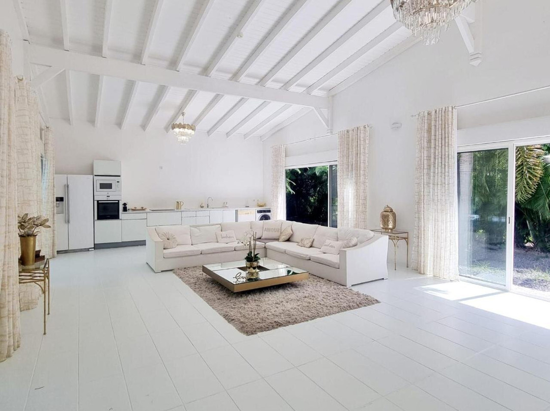 Villas Sandy Bay
