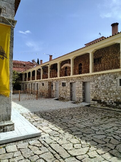 Agia Lavra Monastery-卡拉夫里塔必去景点