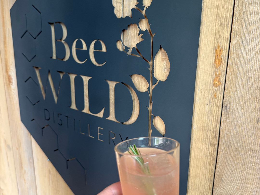 Bee Wild Distillery-Pender Island必去景点