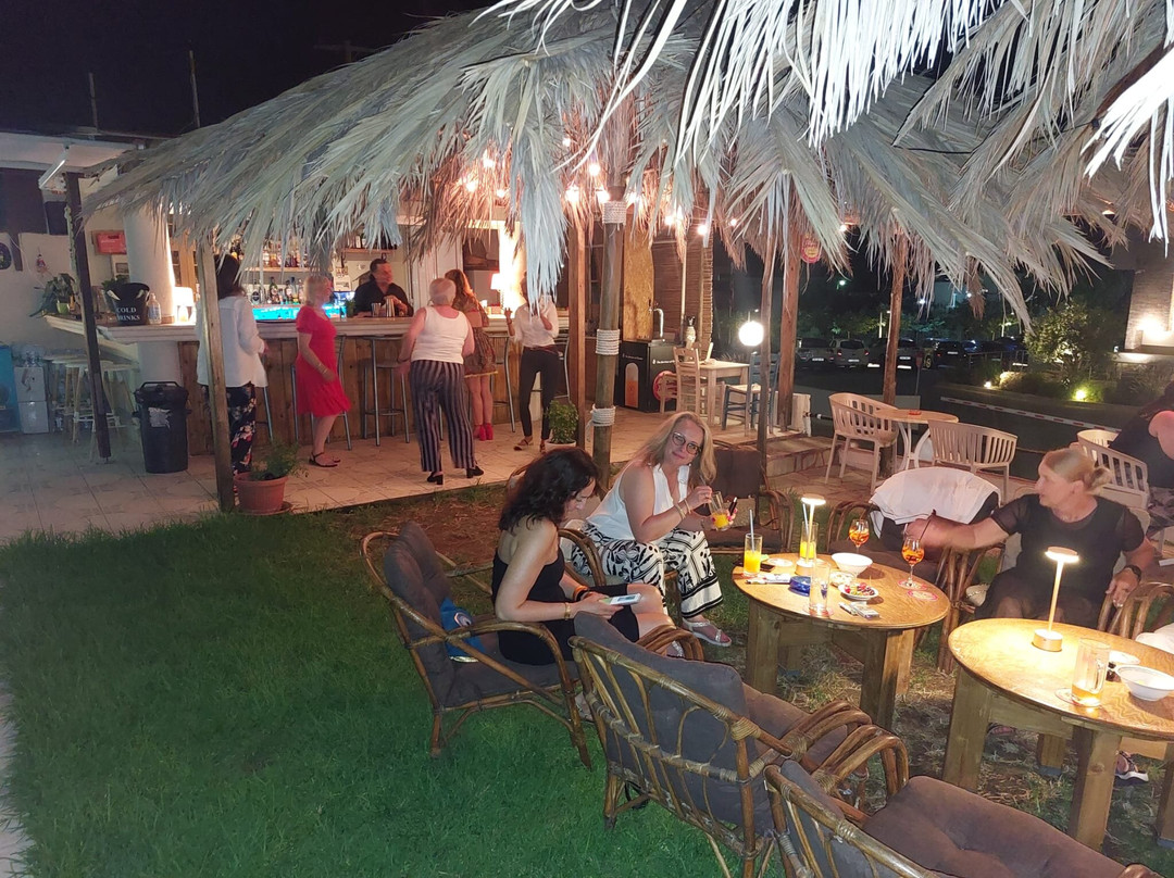 Andy's Gardens Hotel主图