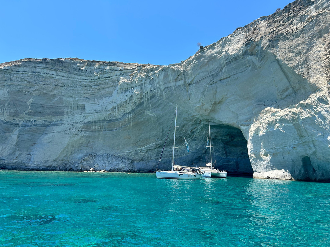 Polco Sailing Cruises-Adamas必去景点