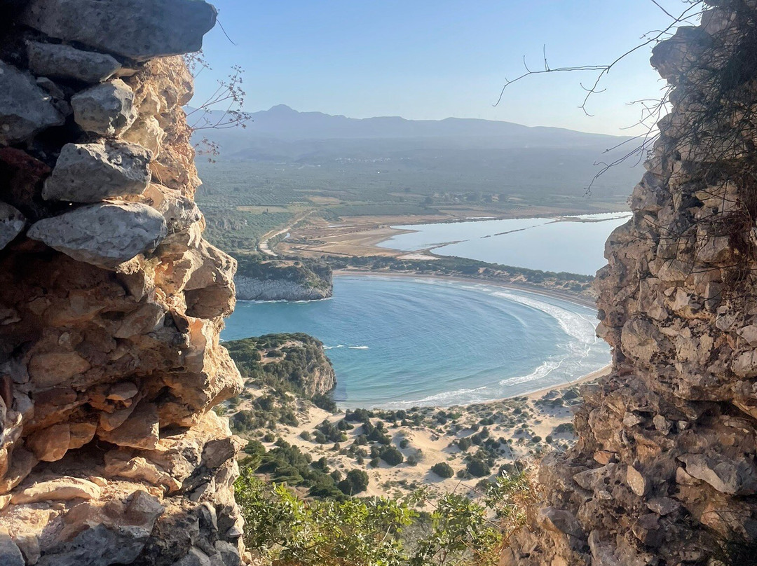 Nestor's Cave-Pylos必去景点