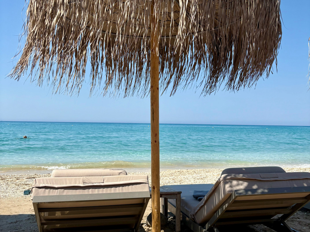 Lourdas (Lourdata) Beach-Lourdata必去景点