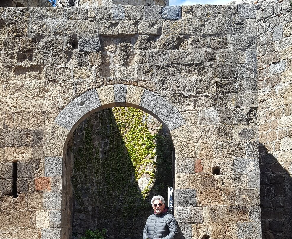 Castello Rocca Monaldeschi-博尔塞纳必去景点