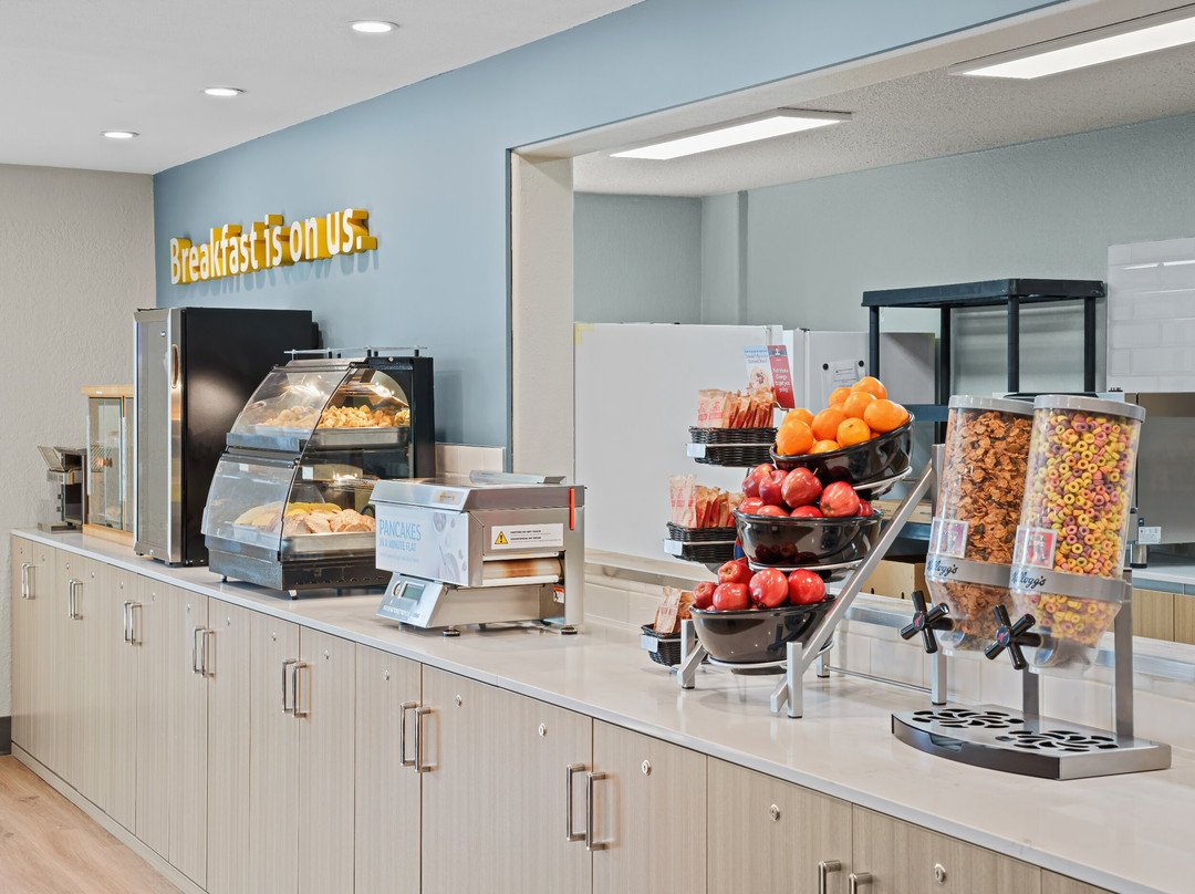 Days Inn by Wyndham Regina主图