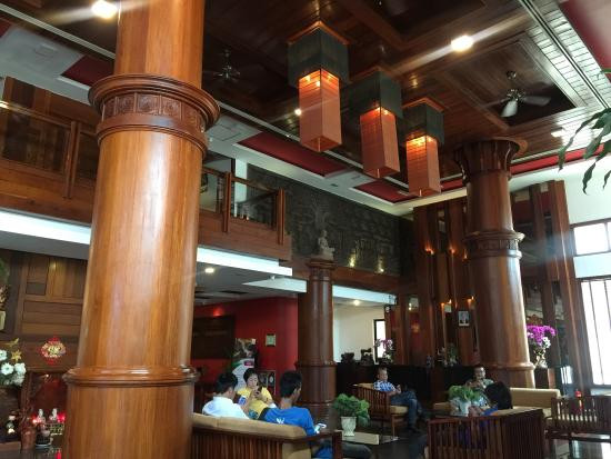 皇家帝国高级酒店主图