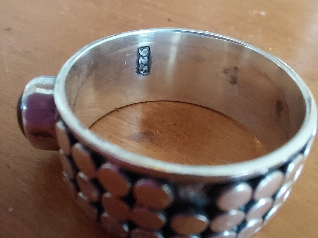 Prapen Jewelry & Artifacts-苏卡瓦堤必去景点