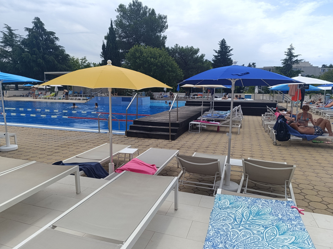 维拉马尔水晶酒店主图