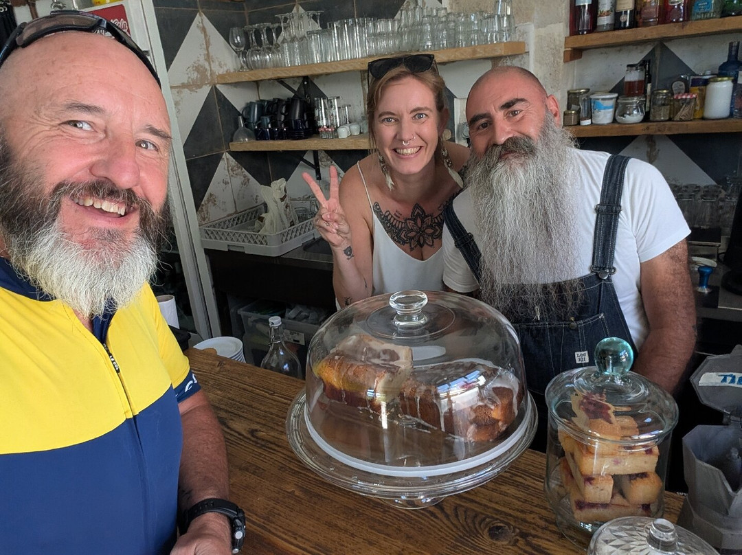 Blue Roots - Caffè Bar & Concept Store