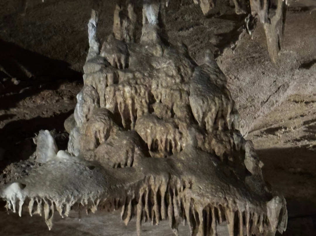 Old Spanish Treasure Cave-Sulphur Springs必去景点