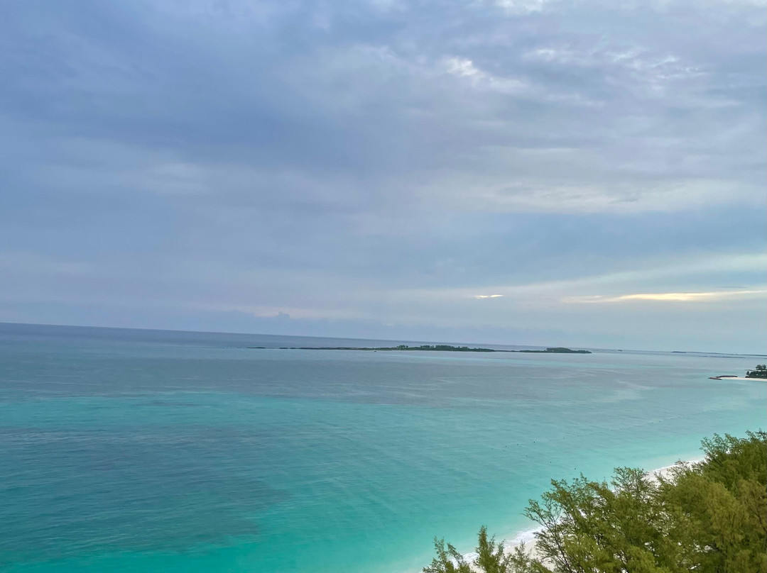 天堂岛悦宜湾奢享酒店主图