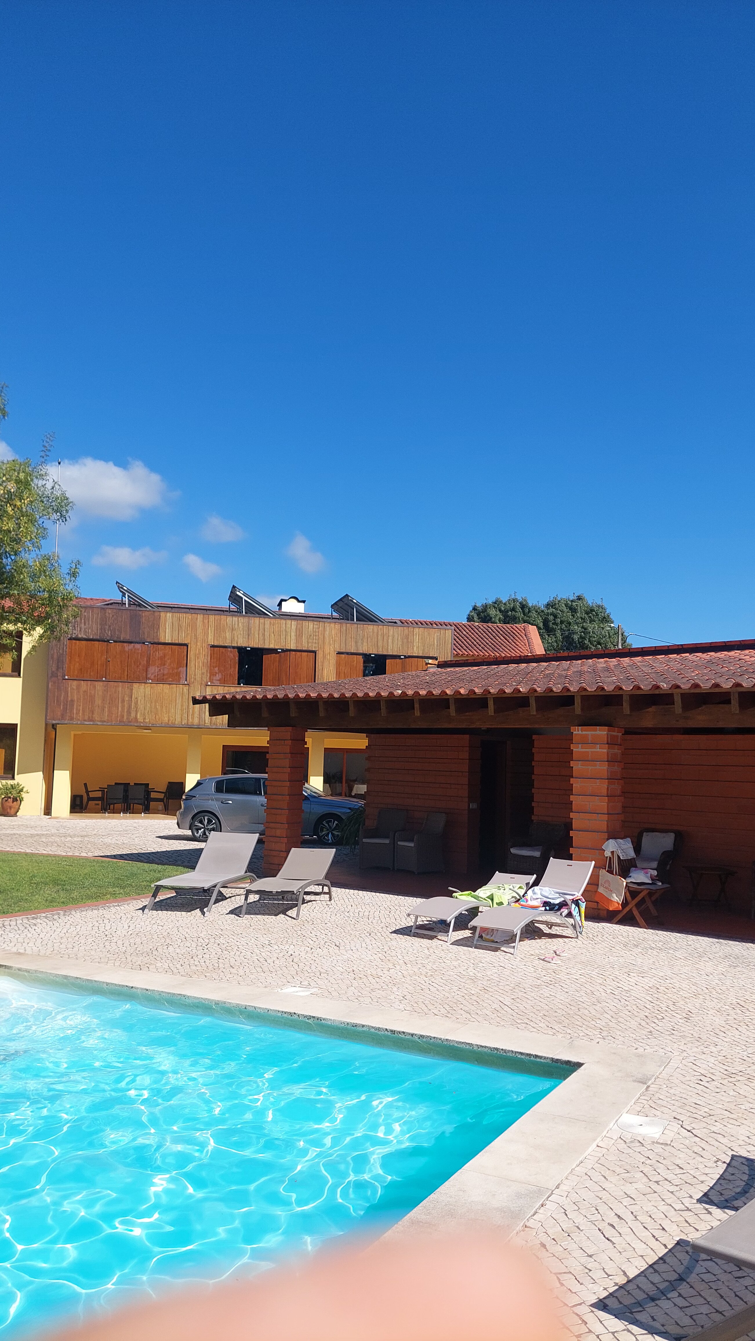 Quinta de Lograssol-泳池