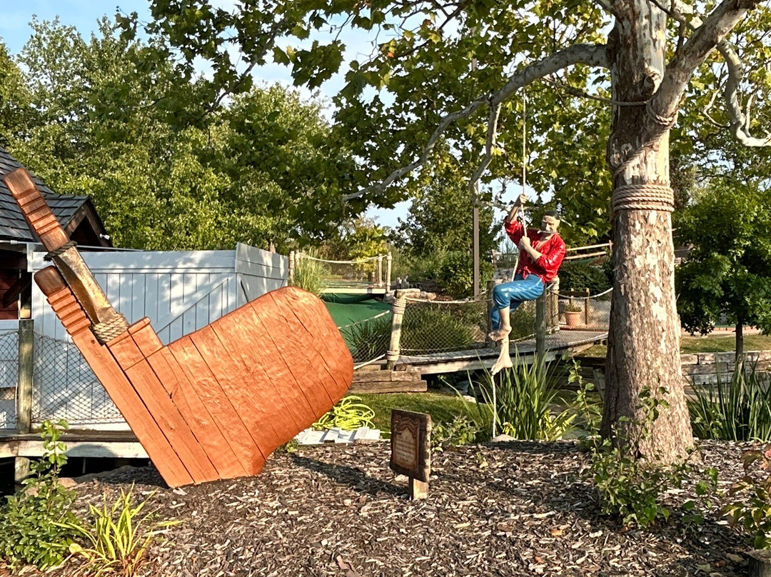 Pirate's Cove Adventure Golf-欧塞奇比奇必去景点