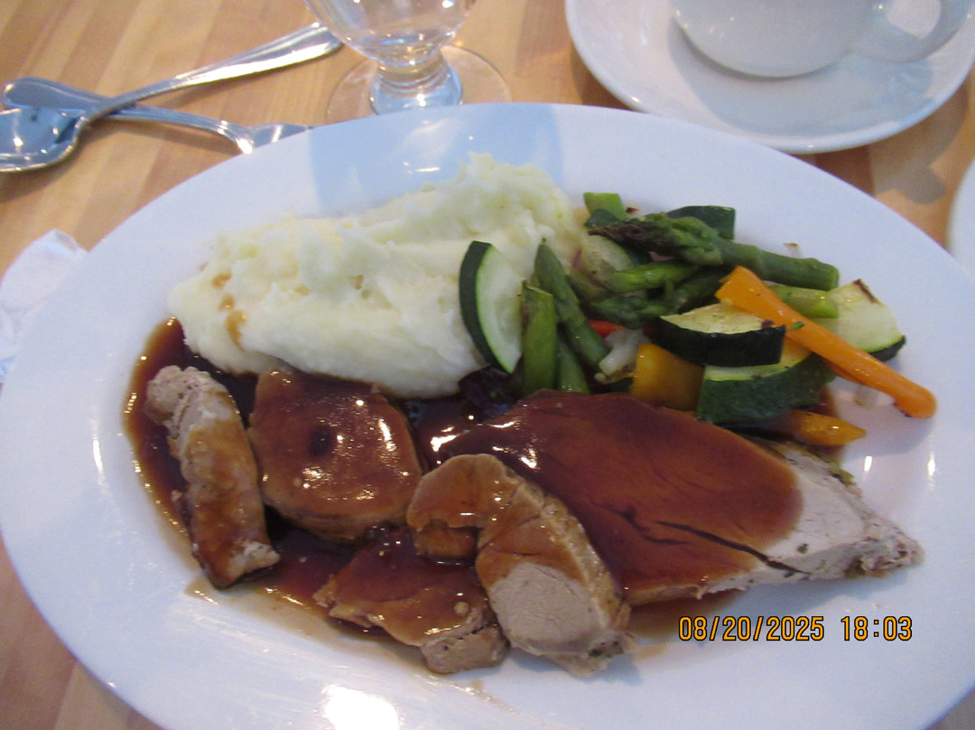 Maple Leaf Tours-金斯顿必去景点