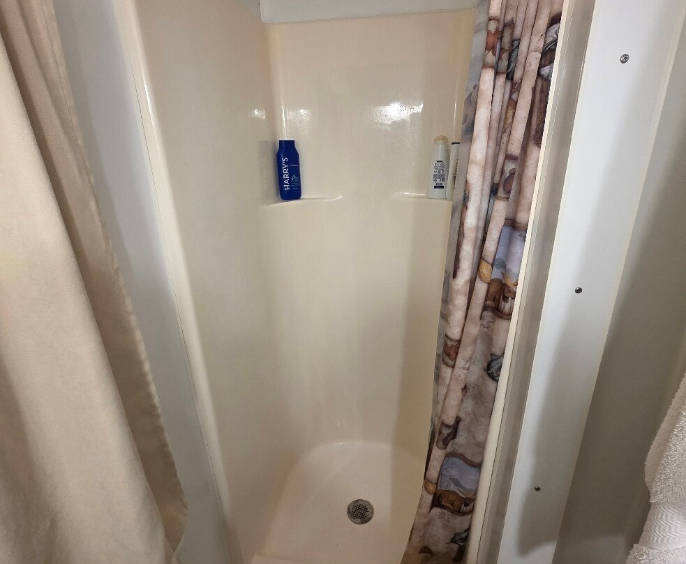 Evergreen Motel主图