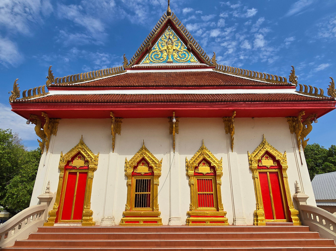 Wat Phra Narai Maharat-呵叻必去景点