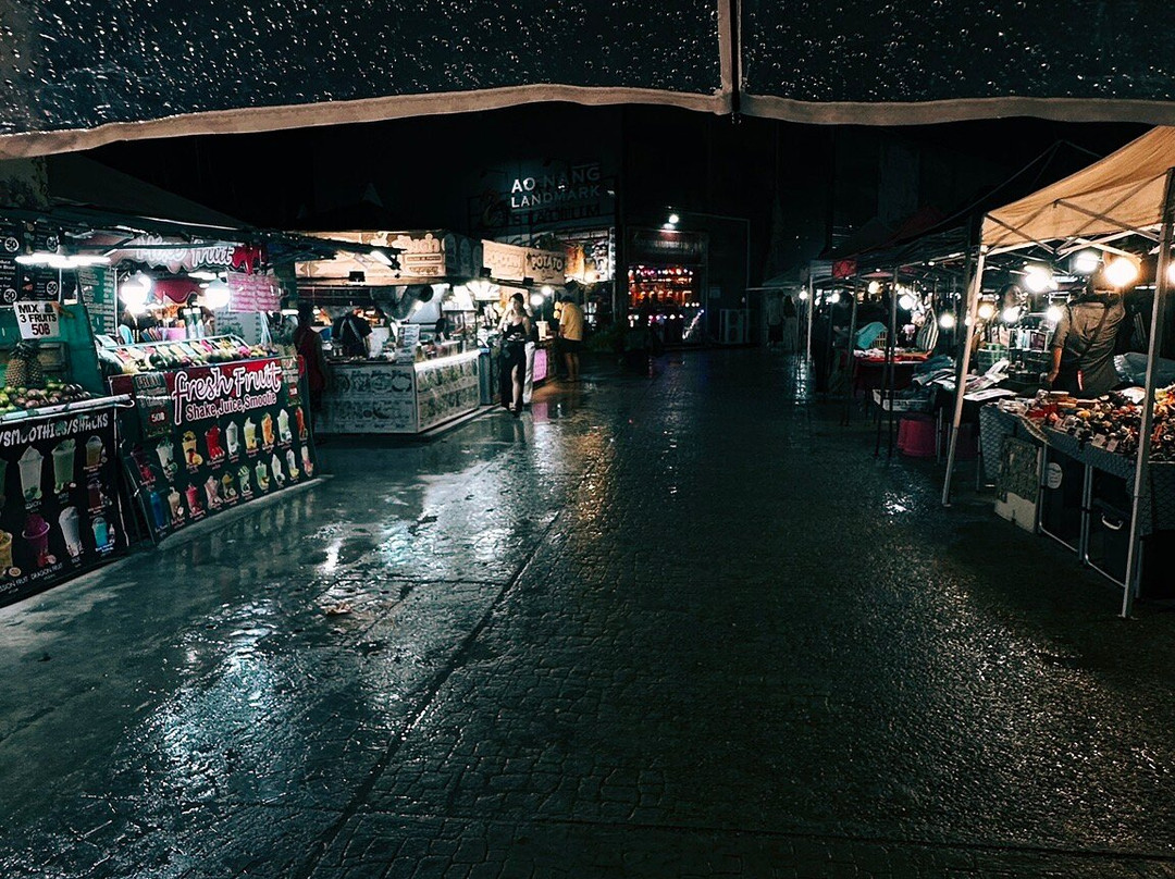 Krabi Night Market-Pak Nam必去景点