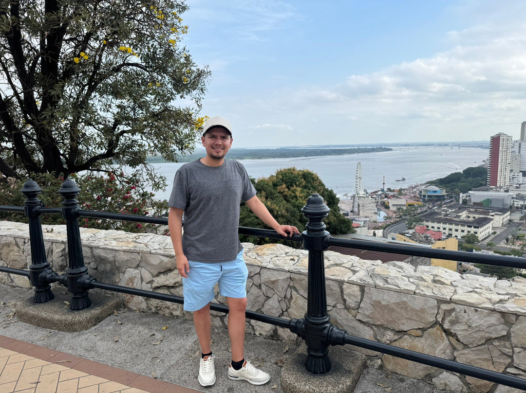 拉斯佩尼亚斯-瓜亚基尔必去景点