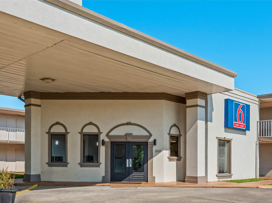 Motel 6 Hammond, LA – I 12 – I 55