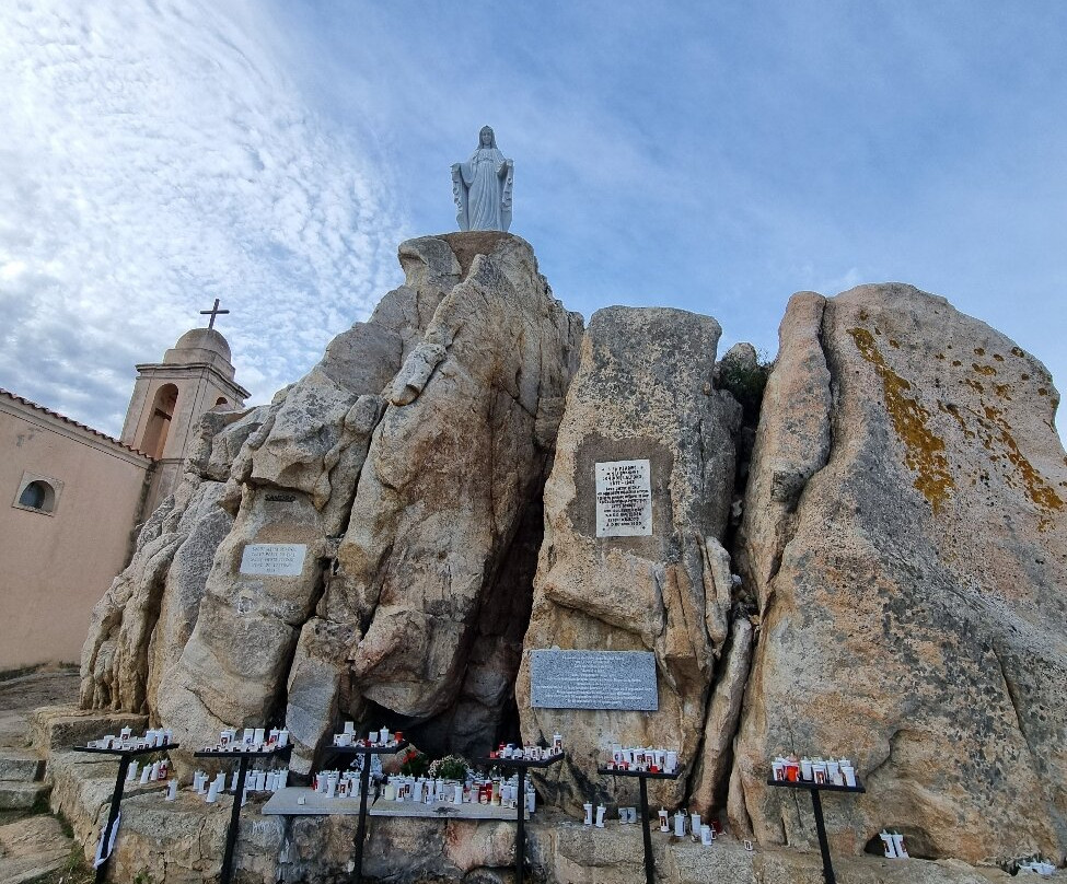 Chapelle de Notre Dame de la Serra-卡尔维必去景点