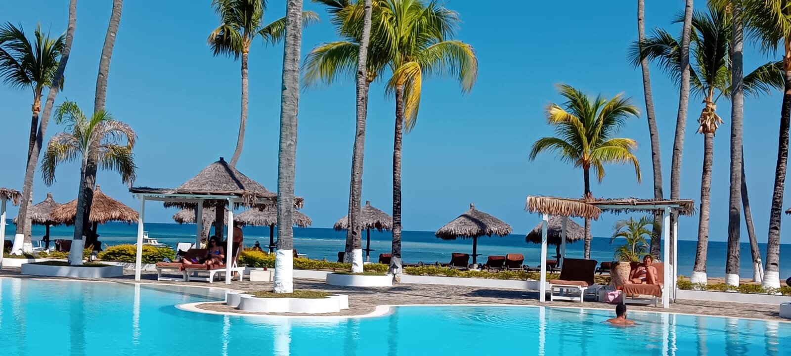 Andilana滨海度假村-泳池