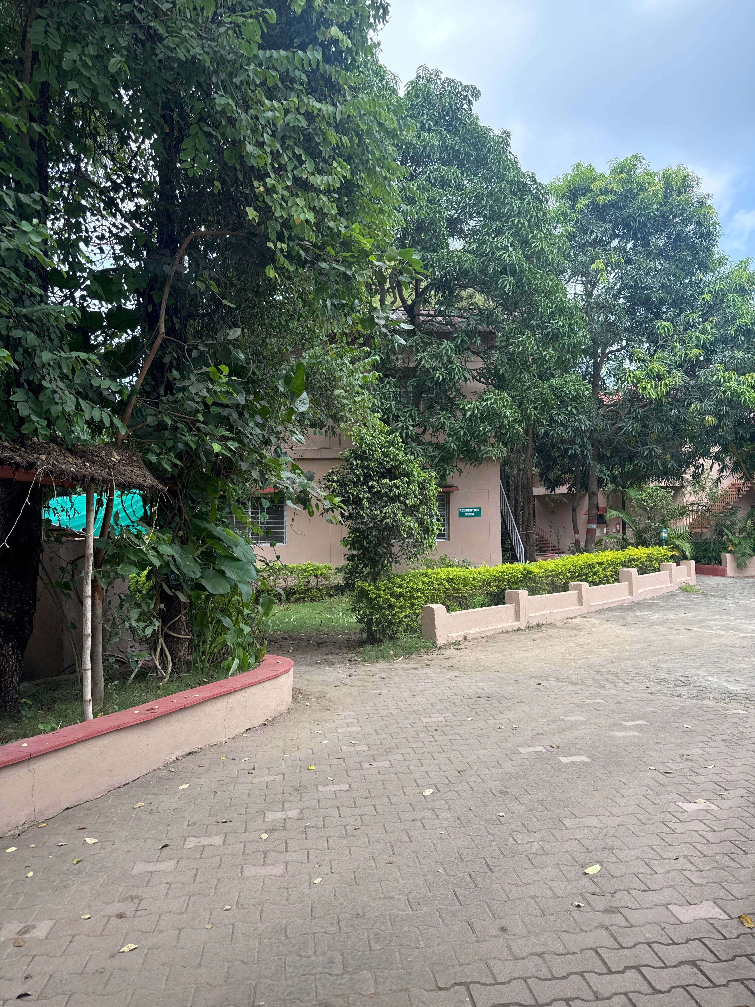MPT Kiplings Court, Pench-官方