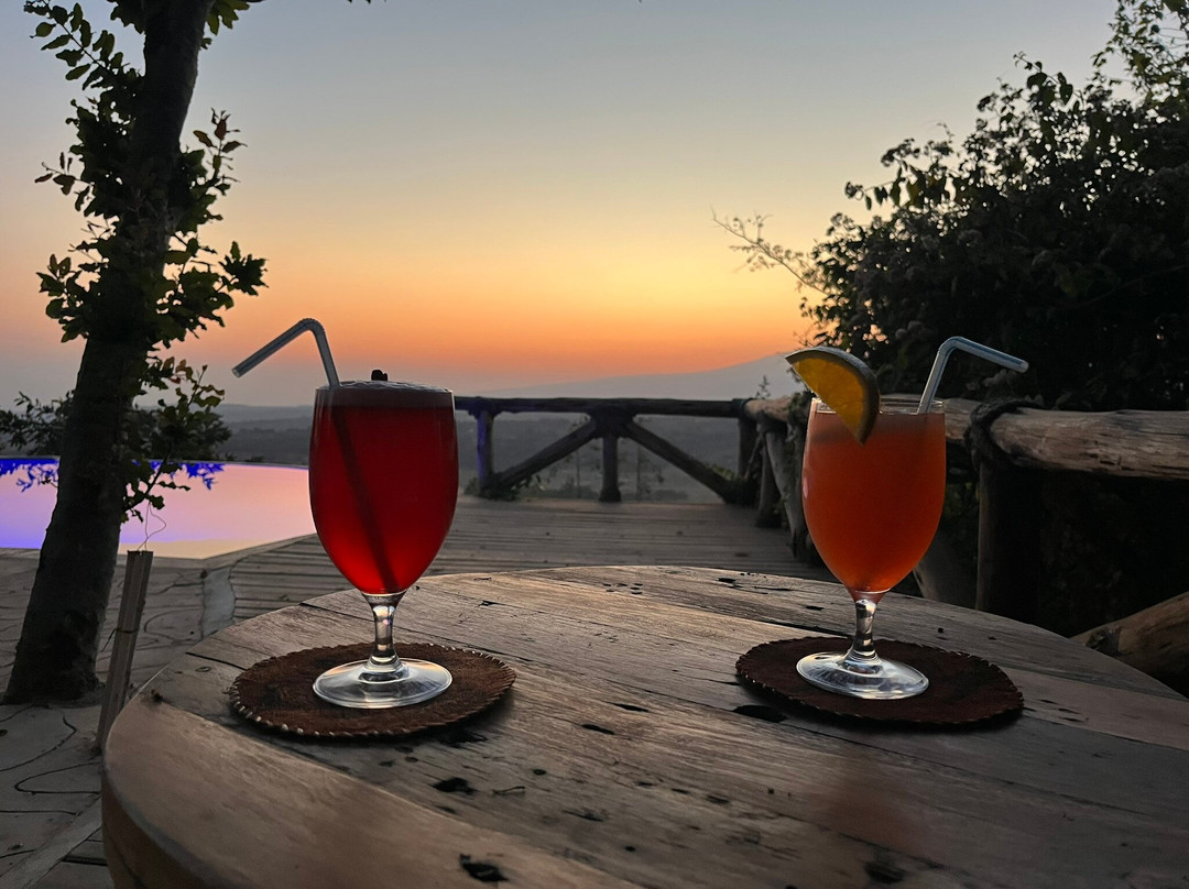 Mamadunia Safari Lodge