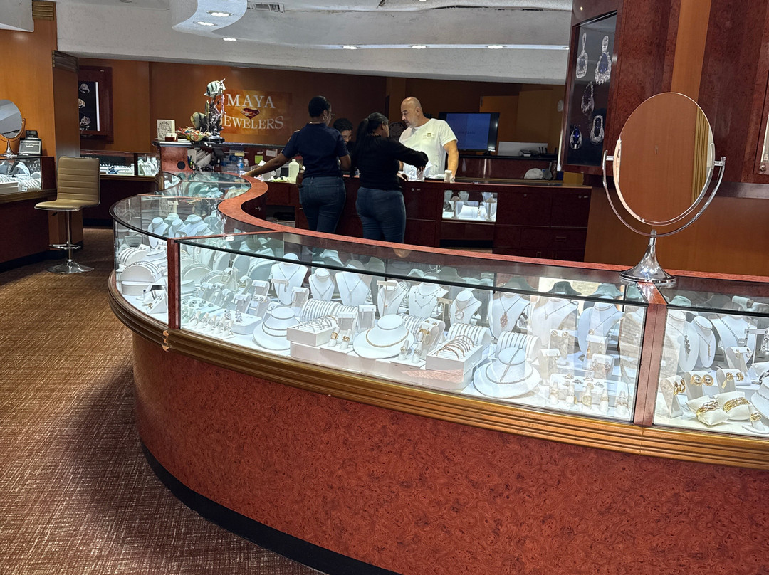 Maya Jewelers-圣 托马斯必去景点