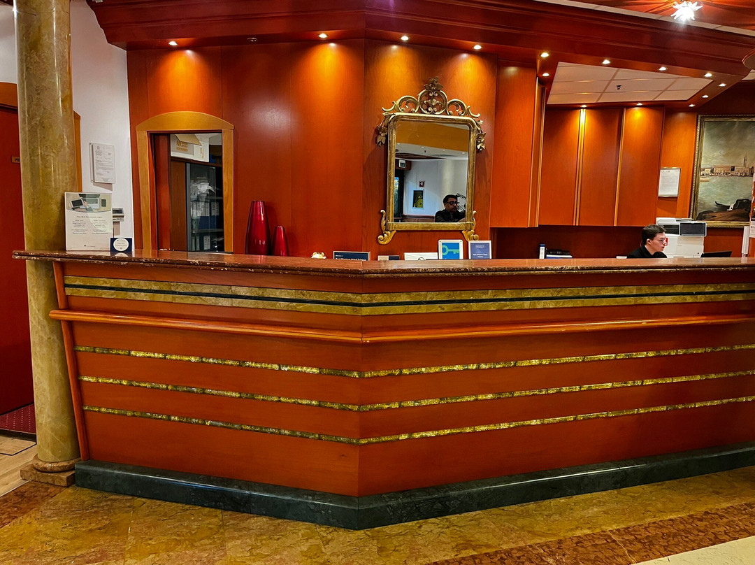 贝斯特韦斯特特里托尼酒店主图