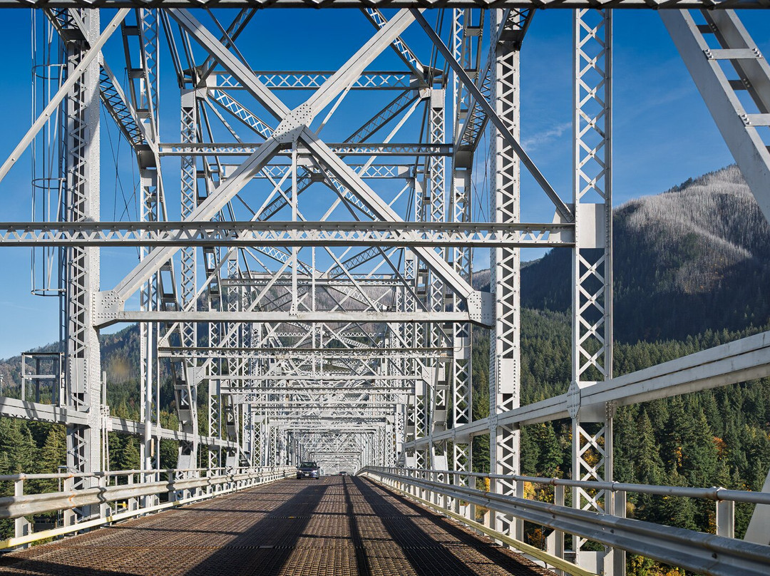 Bridge of the Gods-Cascade Locks必去景点