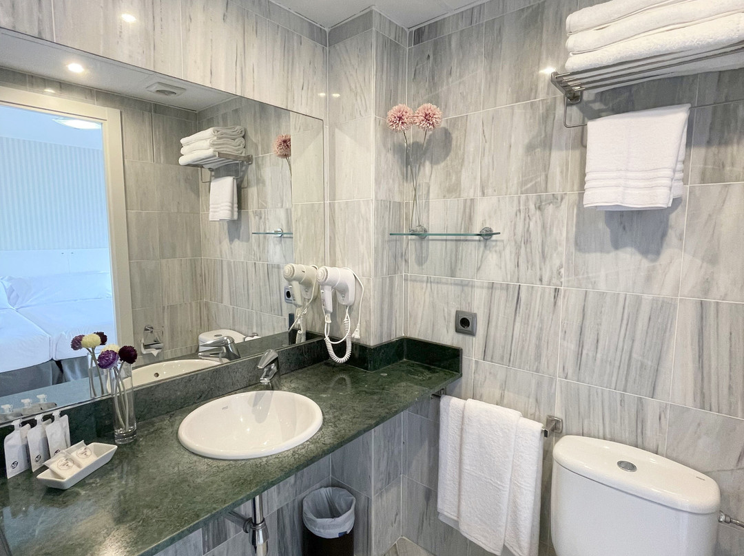 图里萨酒店主图