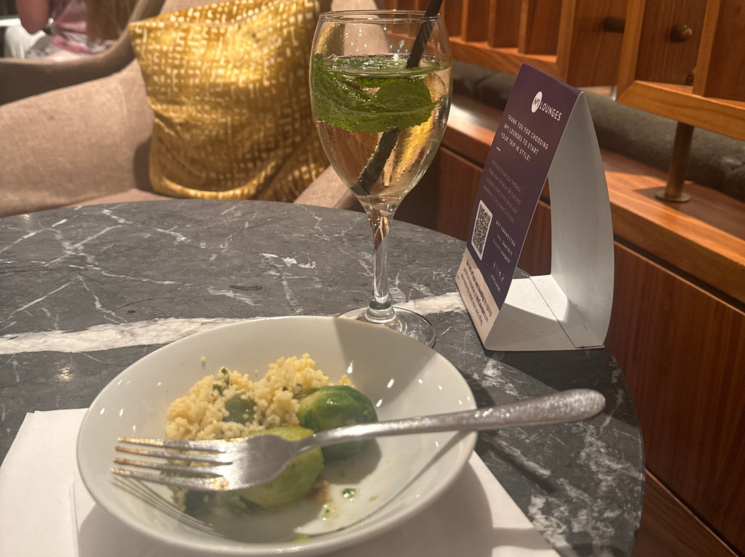 No1 Lounge - Gatwick North-霍利必去景点