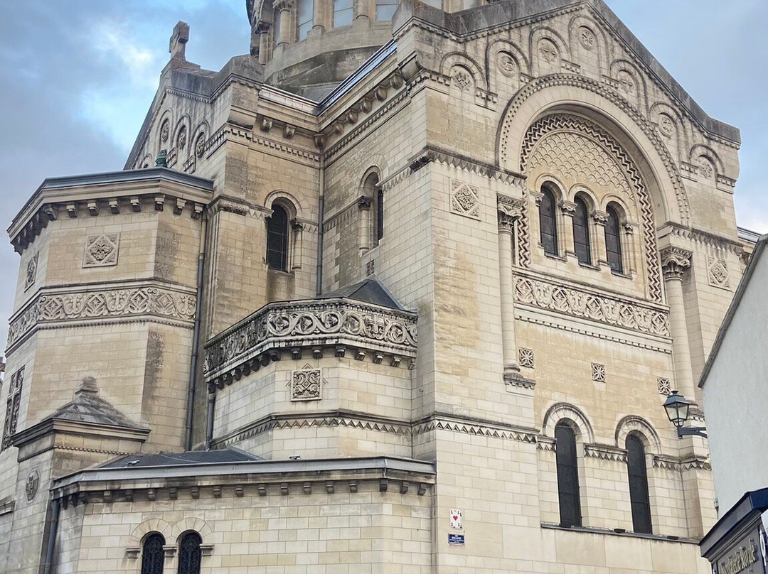 Basilique Saint Martin-图尔必去景点