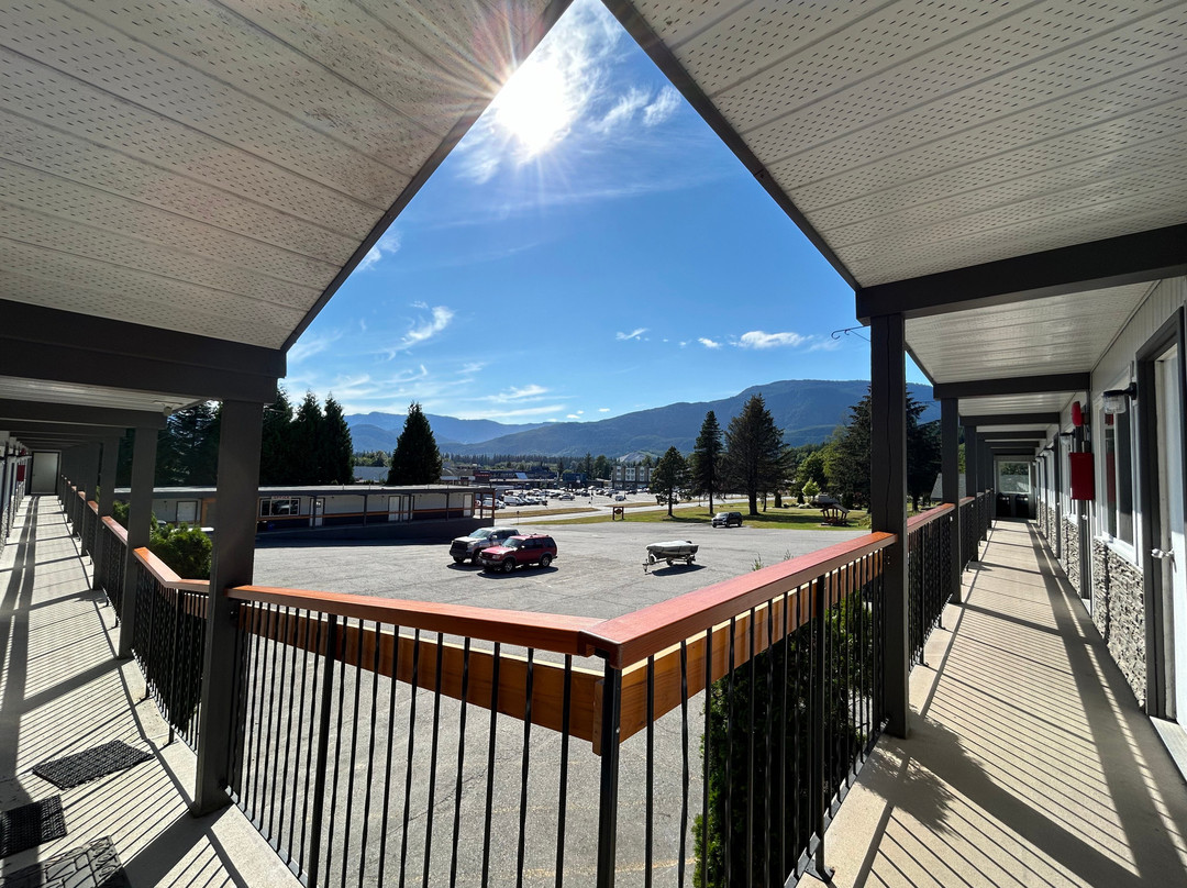 The Chalet Inn主图